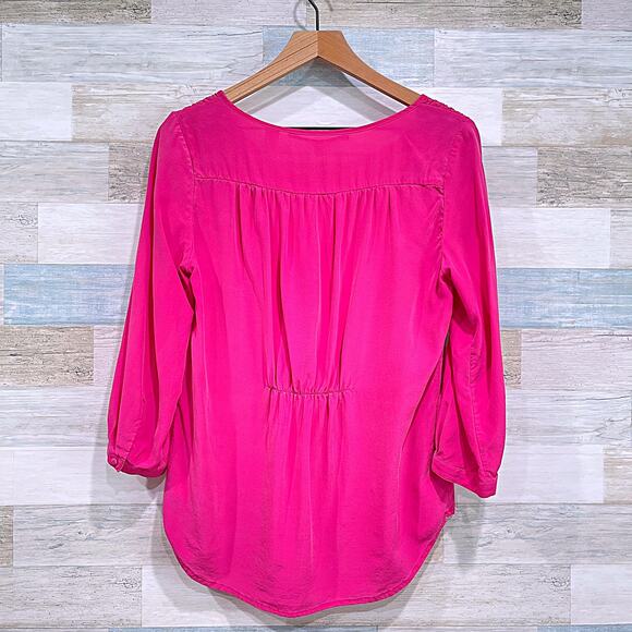 Max Studio 100% Silk Smocked Shoulder Blouse Pink 3/4 Sleeve Career Womens Small - Picture 3 of 4